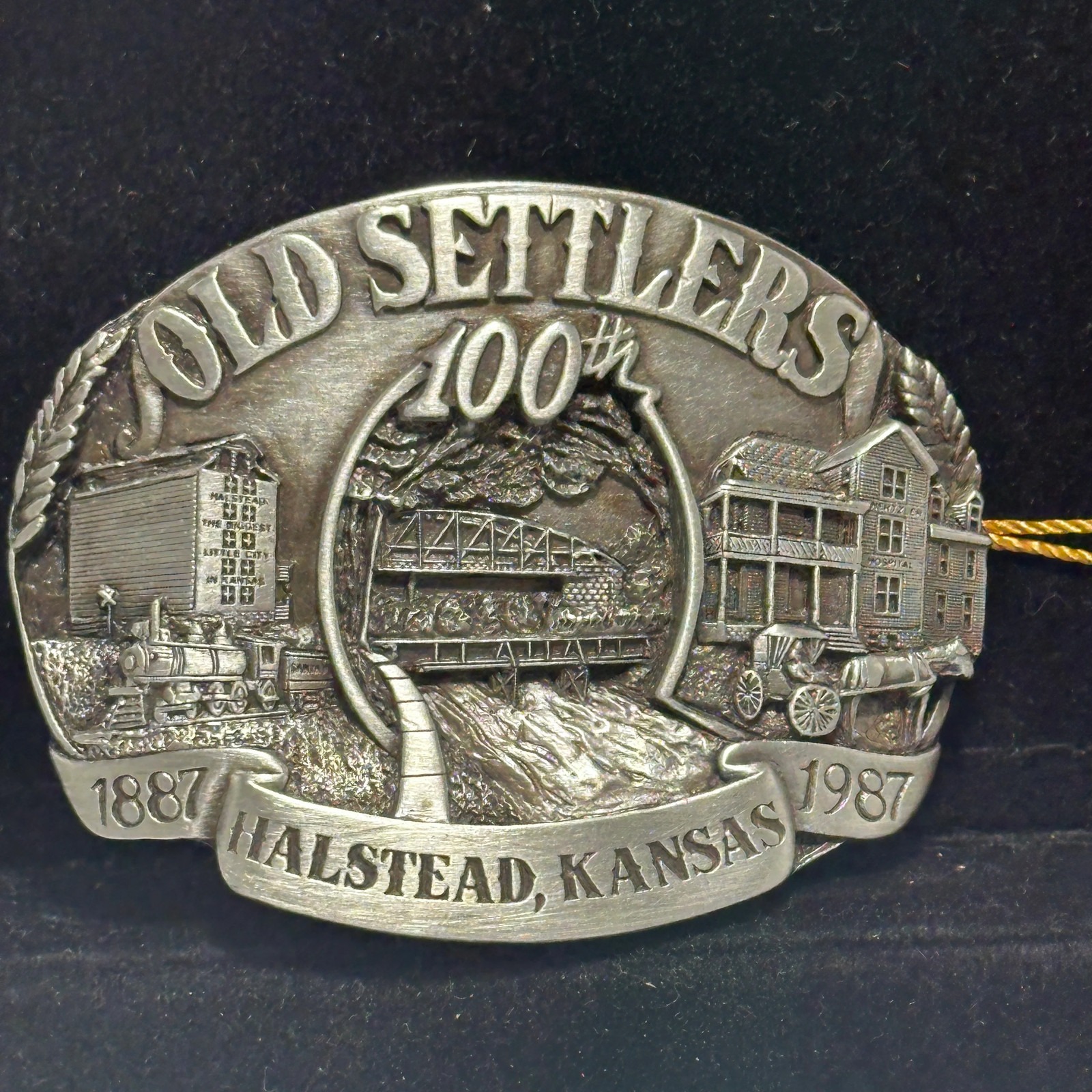 Vintage 1987 Halstead KS Old Settlers Centennial Limited Edition Buckle 77/2000 Vintage 1987 Halstead KS Old Settlers Centennial Limited Edition Buckle 77/2000