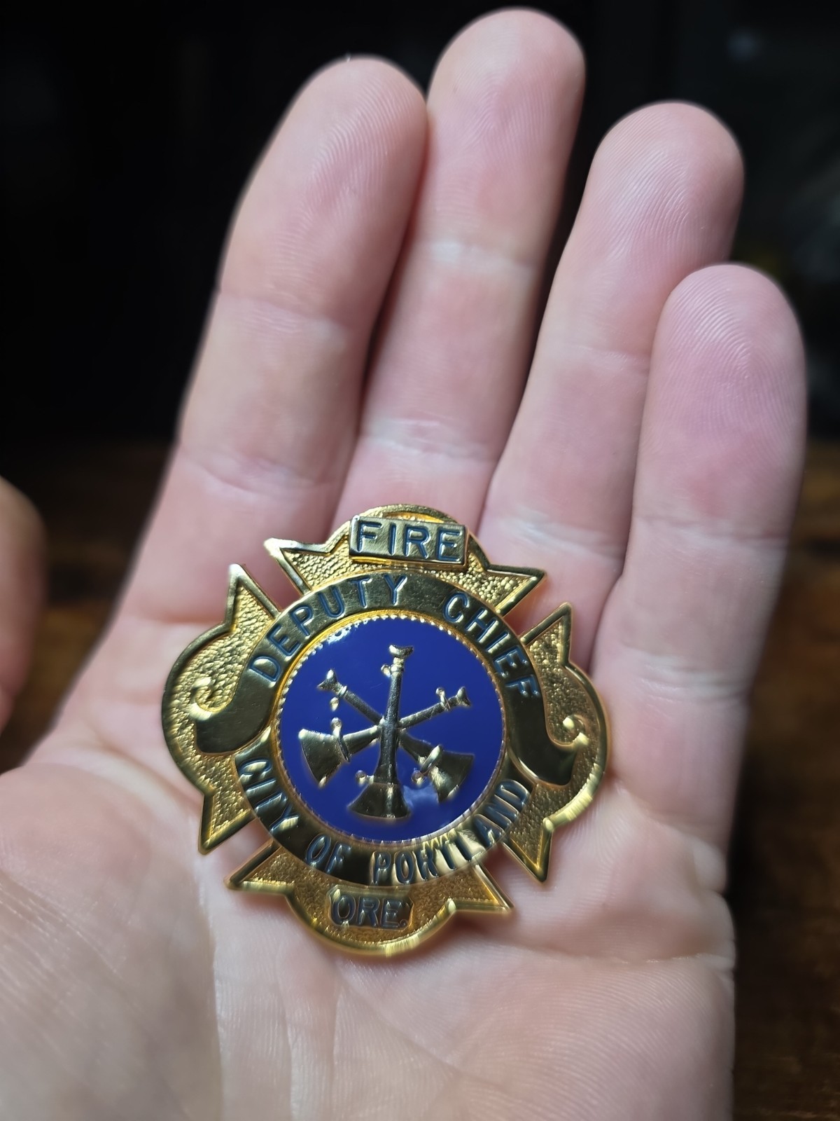 Fire Deputy Cheif City Of Portland Oregon Gold Badge. 1996 Obsolete Fire Deputy Cheif City Of Portland Oregon Gold Badge. 1996 Obsolete