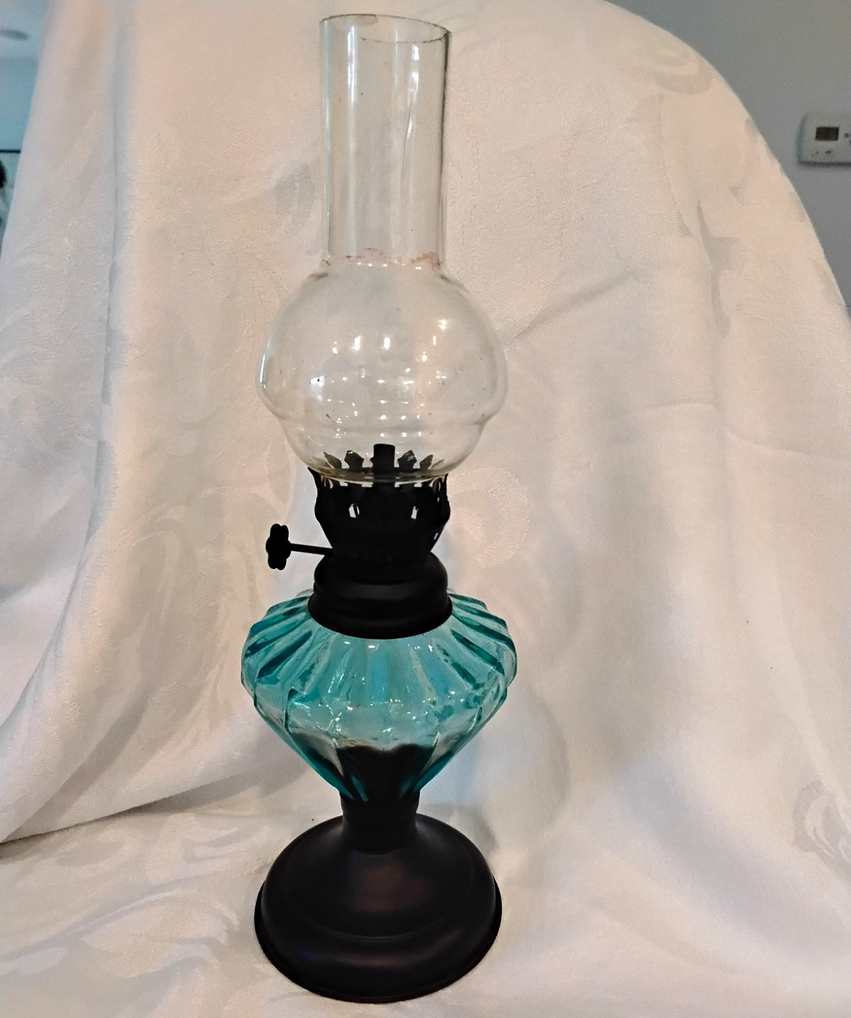 Vtg. miniature turquoise oil kerosene Lamp 10 in Nice
