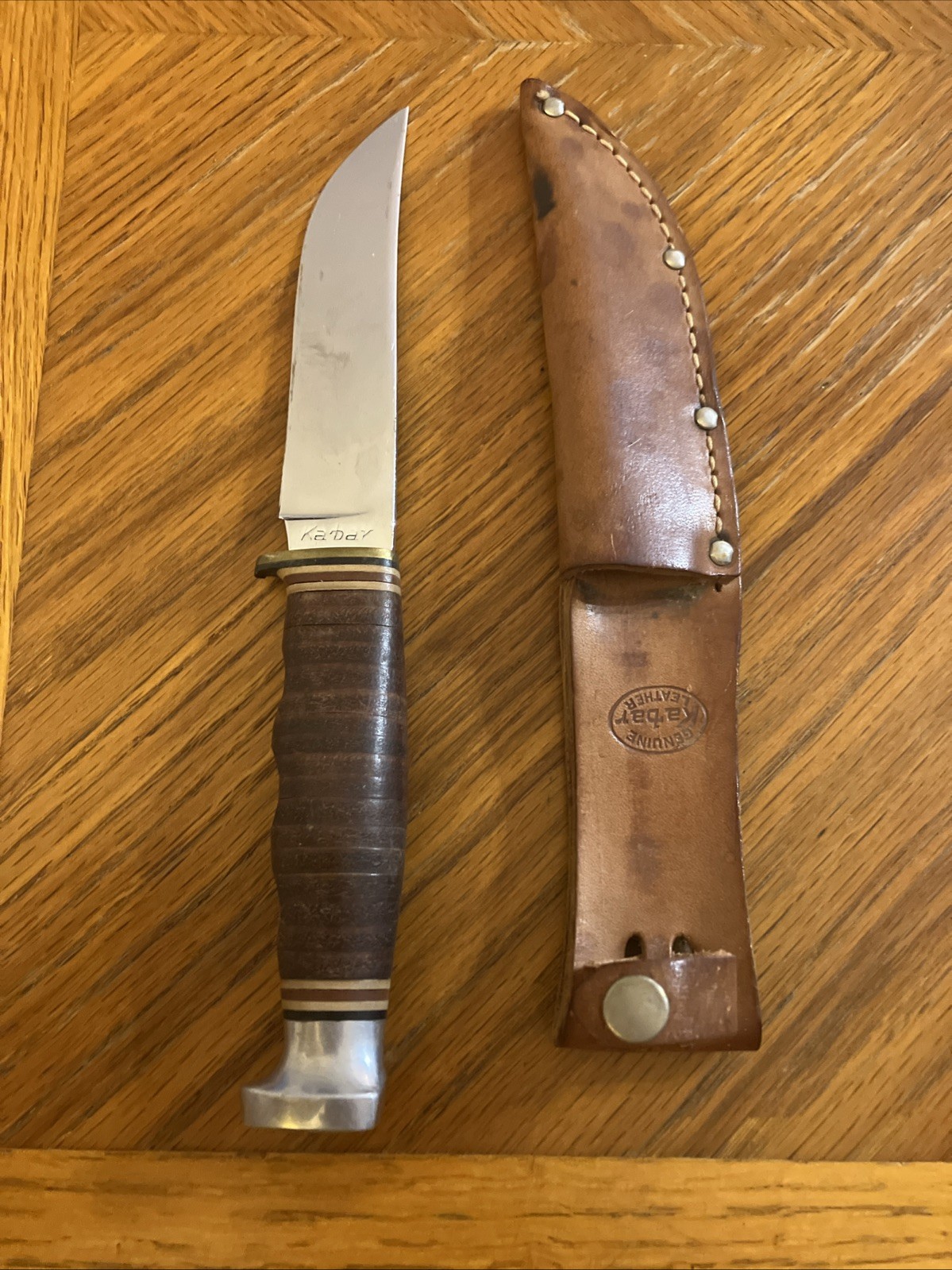 KABAR Fixed Blade Knife W/ Sheath Vintage