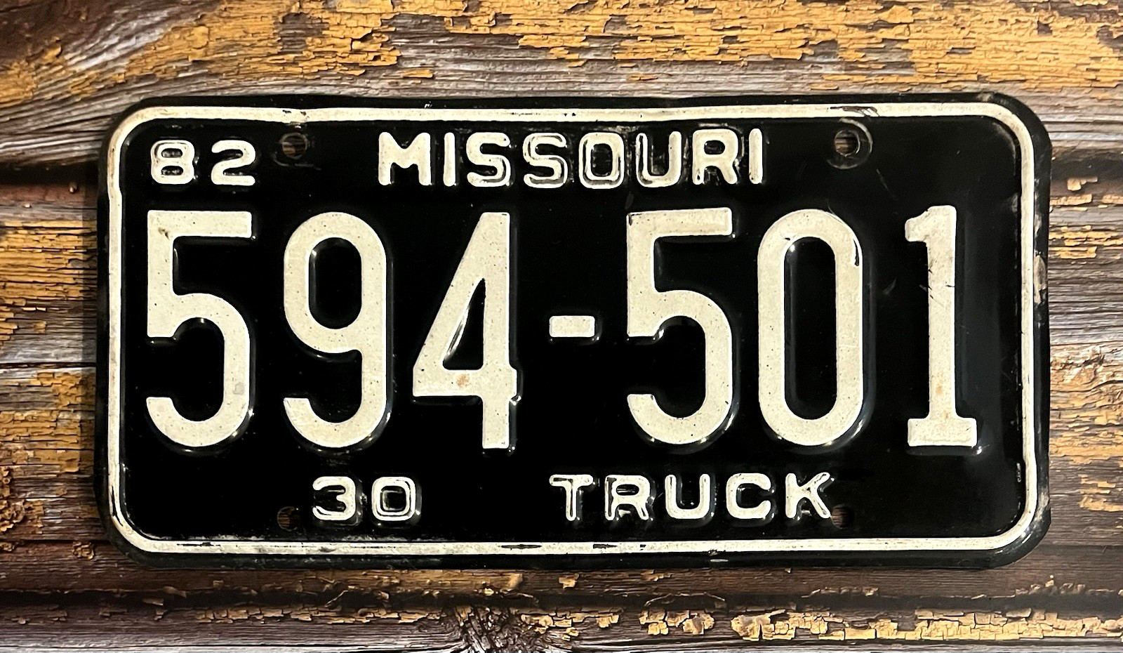 1982 Missouri TRUCK License Plate 594-501