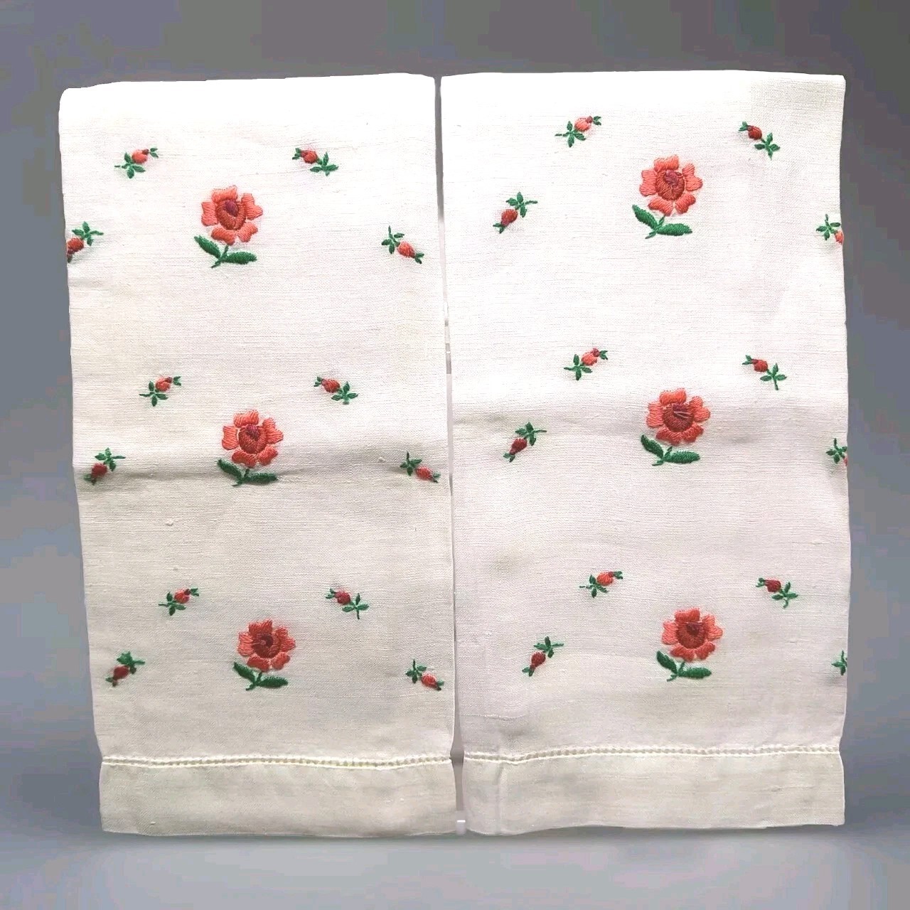 Vintage 💯 Linen Cottage Core Tea Towels Embroidered Set of 2  Coral 18