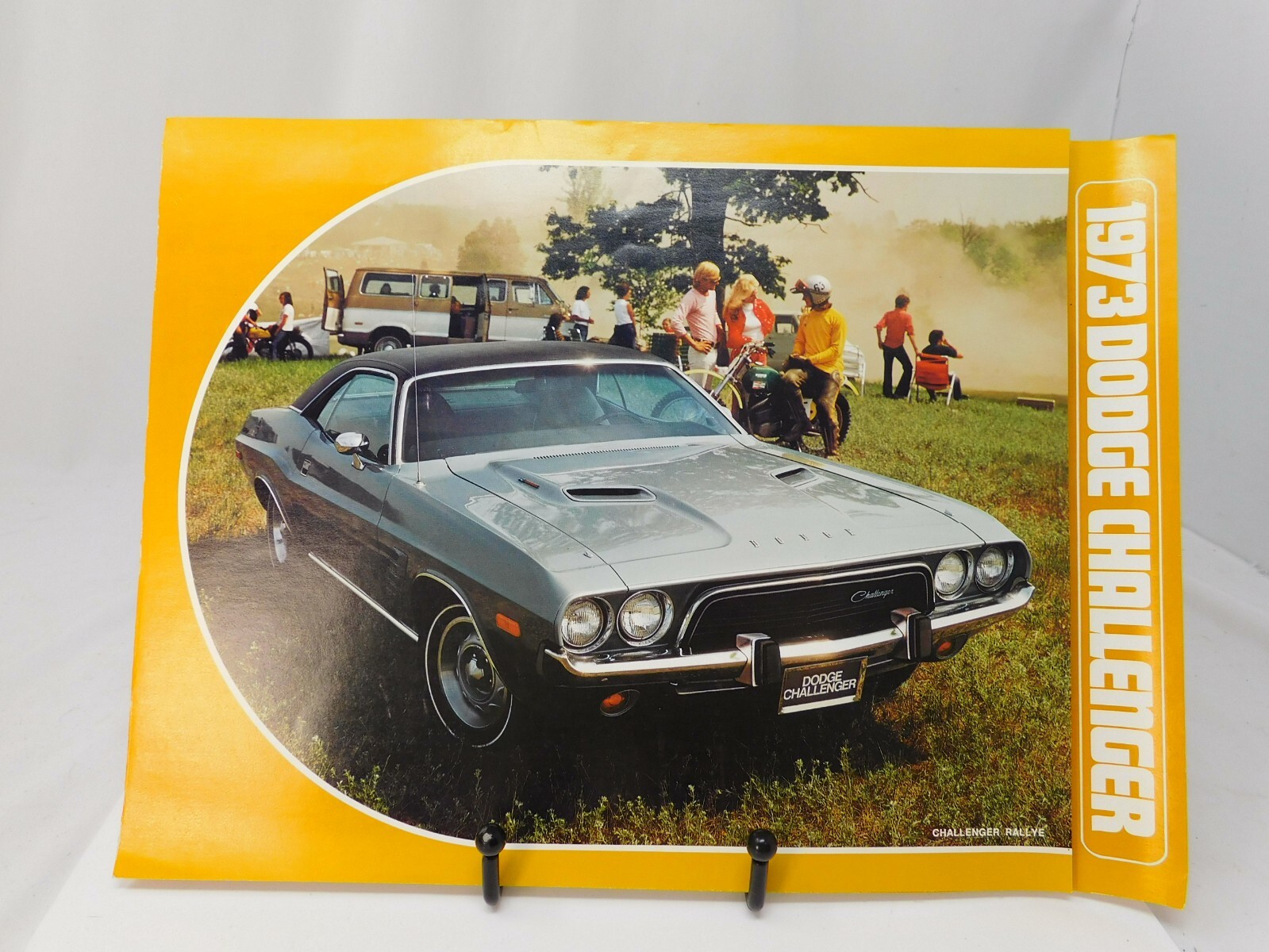 1973 Dodge Challenger Sales Brochure Booklet Original Dealer Flyer Advertising 1973 Dodge Challenger Sales Brochure Booklet Original Dealer Flyer Advertising