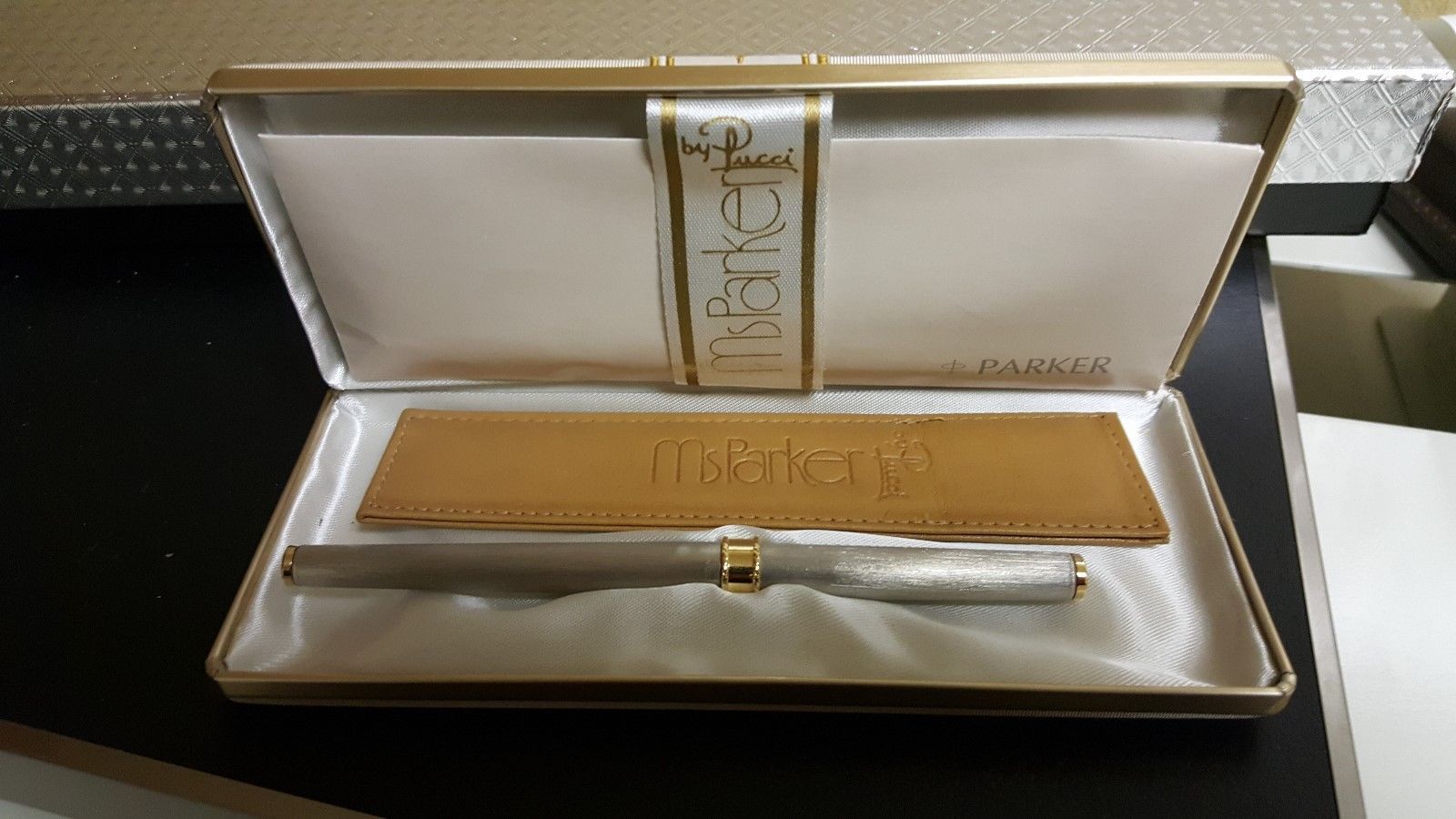   Parker Ms EmiIio Pucci  Rollerball Pen  Silver & Gold  New In Original Box