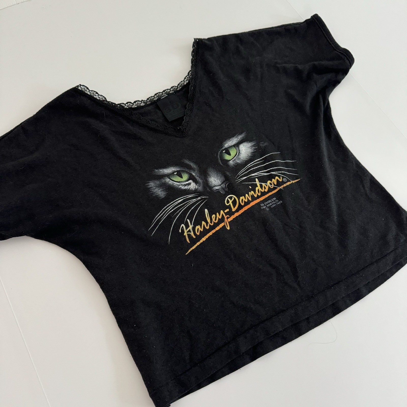 3D Emblem Harley-Davidson Vintage Rare 1991 Black Cat Cropped Lace Trim TShirt S