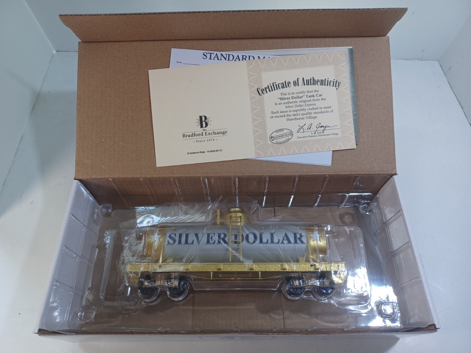 Bradford Hawthorne Village HO American Silver Dollar LSTC TANK CAR  *RARE* COA