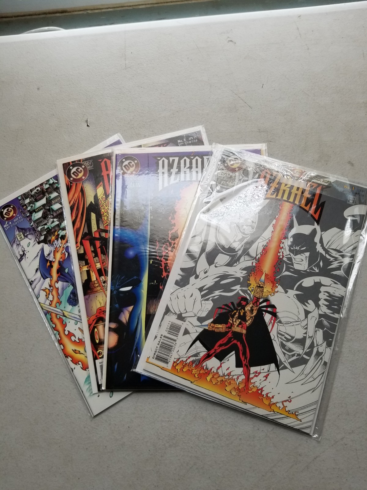 DC COMICS AZRAEL  #1 #2 #3 #4   4 PCS  1.95 COVER COMIC -LC3-G