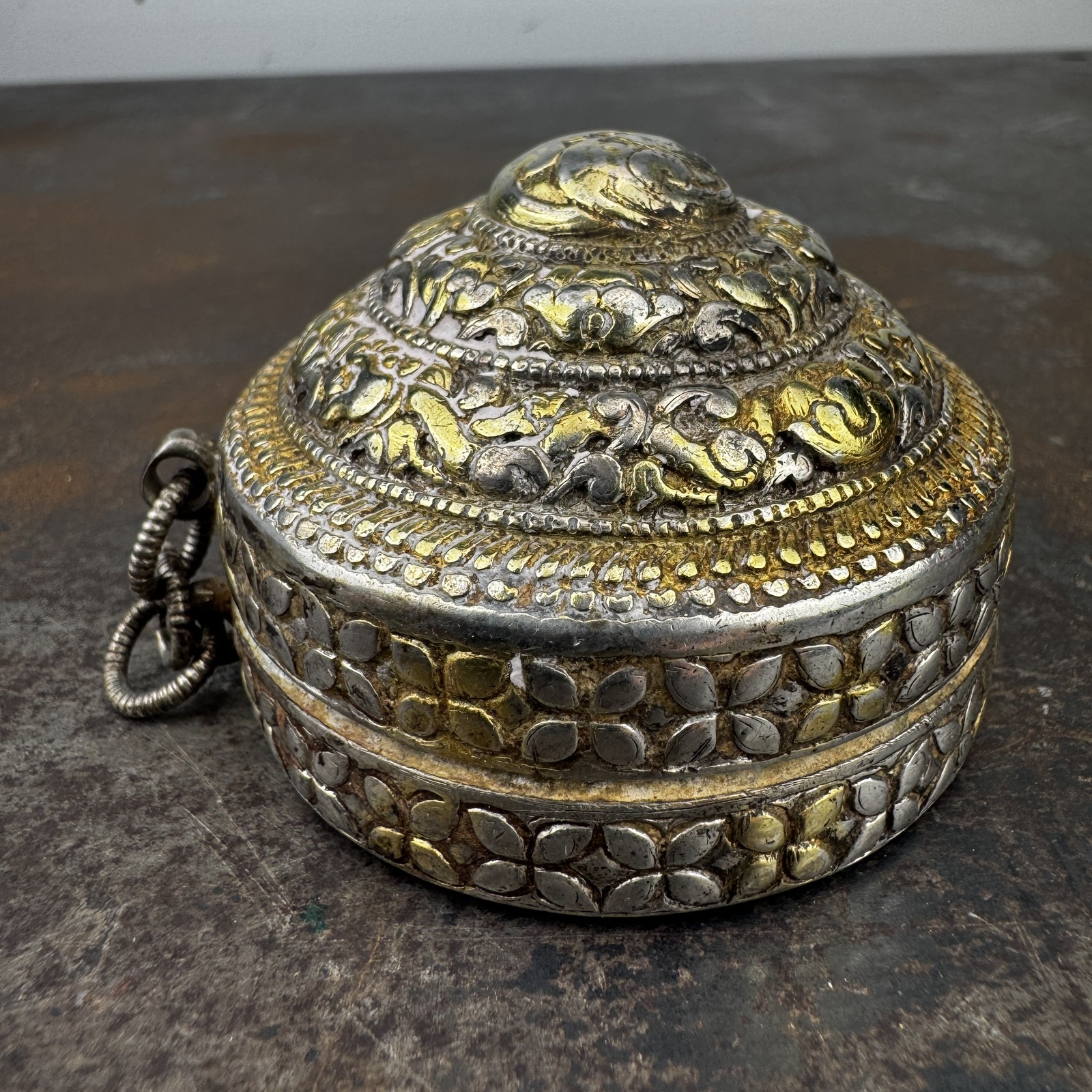 Antique Silver Plated Brass Holy Communion Host Pyx Box w/ Carved Celtic Cross Antique Silver Plated Brass Holy Communion Host Pyx Box w/ Carved Celtic Cross