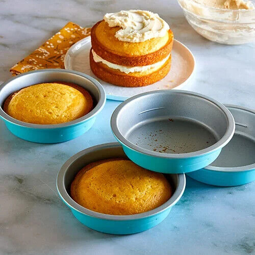 Pampered Chef Set of 4 Round Cake Pans Blue 6