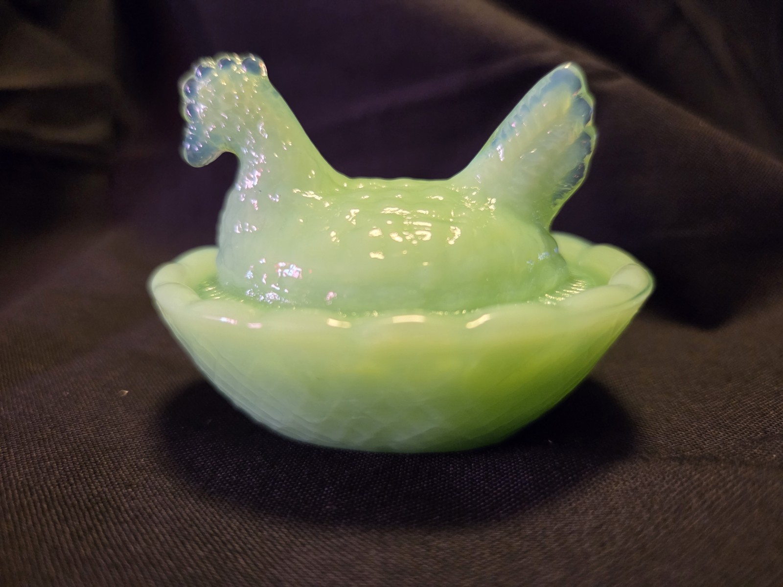 Vintage Miniature Hen On A Nest/Chicken On A Nest Jadite Green Glass HON Vintage Miniature Hen On A Nest/Chicken On A Nest Jadite Green Glass HON