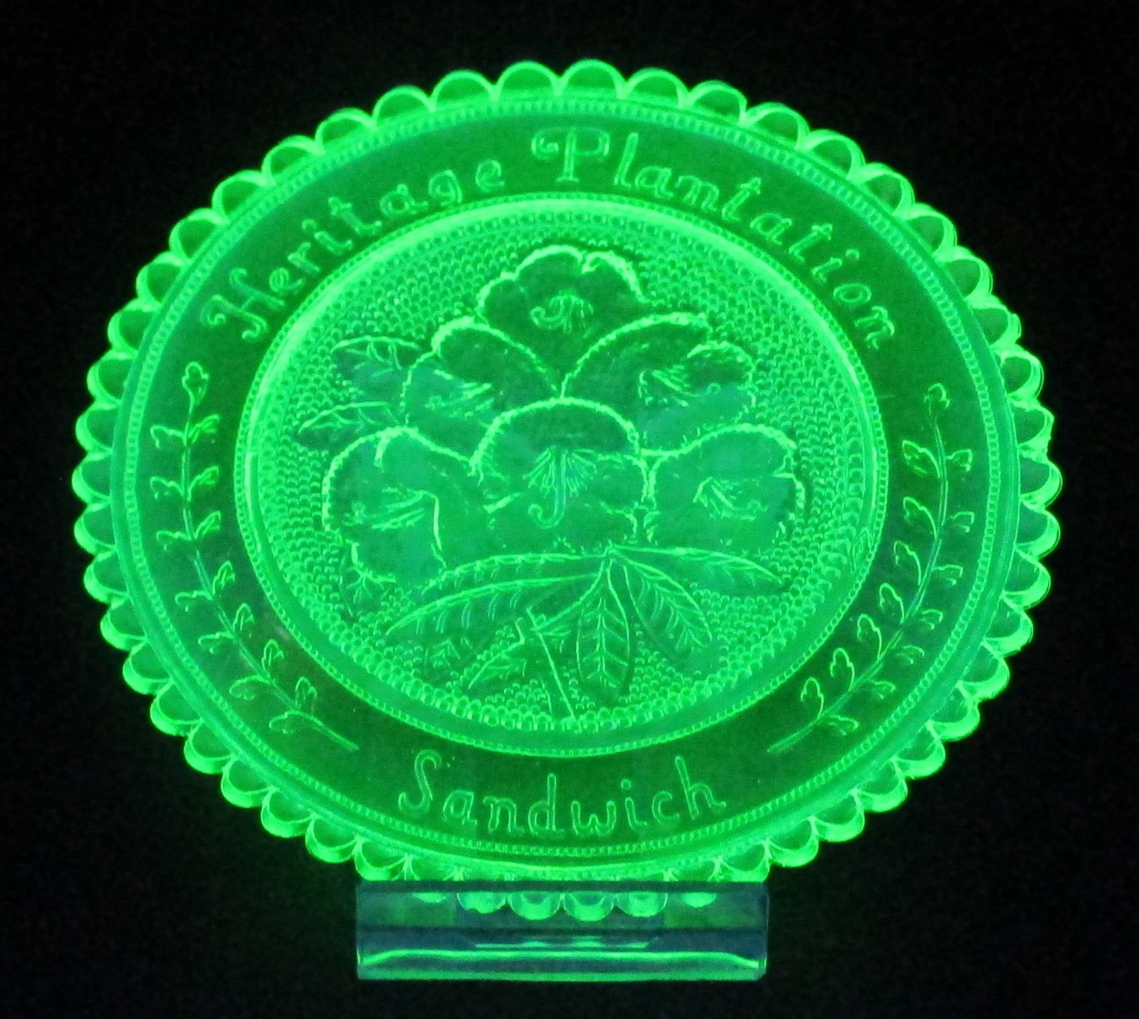 Vintage Pairpoint Vaseline Glass Cup Plate Heritage Plantation Sandwich MA