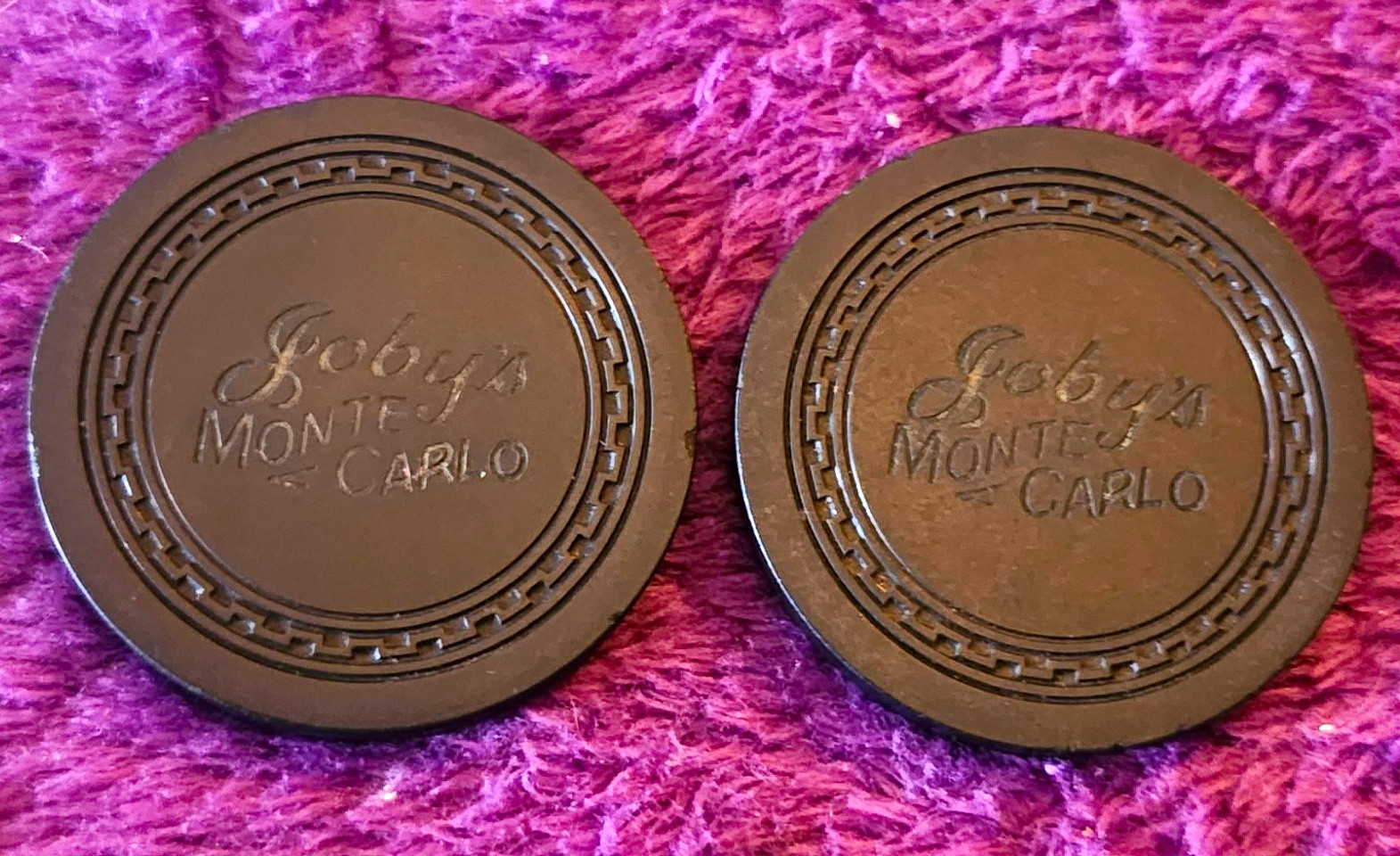 RARE PAIR 1955 Joby\'s Monte Carlo Lake Tahoe $1 Casino Chips Gold Lettering