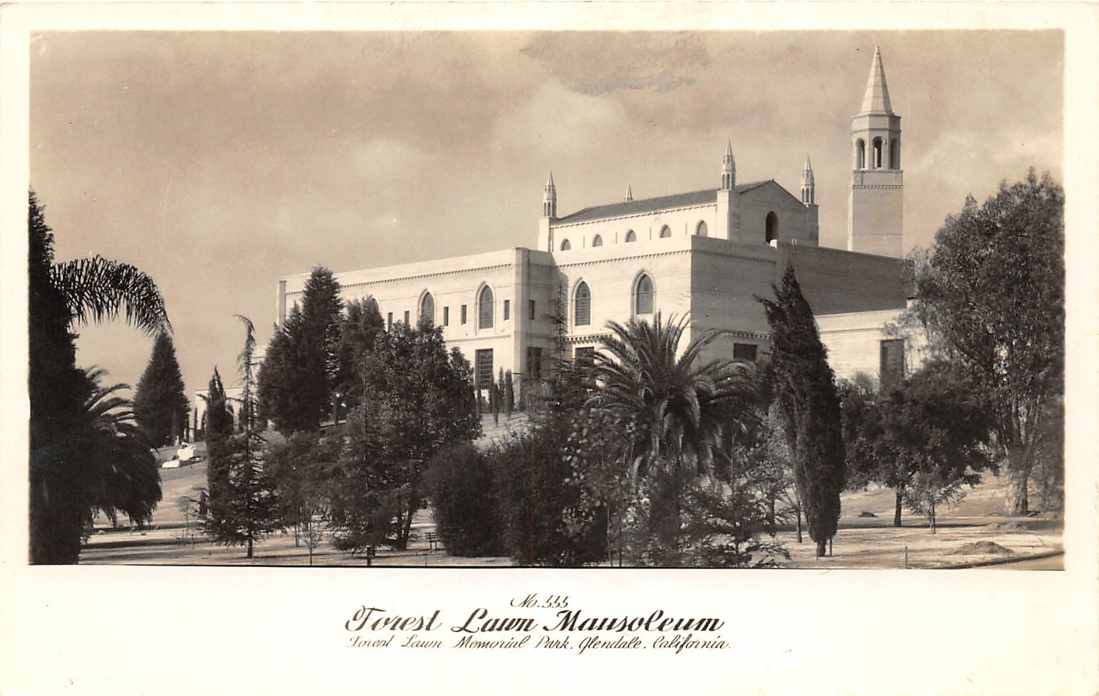 G35/ Glendale California Postcard RPPC c1940s Forest Lawn Mausoleum G35/ Glendale California Postcard RPPC c1940s Forest Lawn Mausoleum
