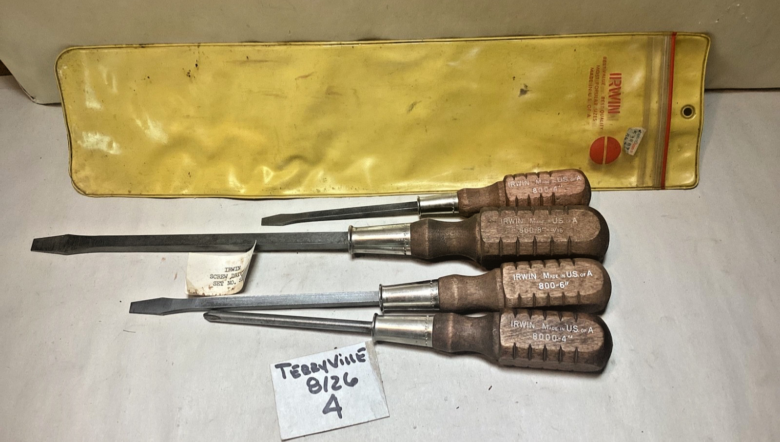 Vintage Irwin wood handled screwdriver set #8000-4” #800-6” #800-4” #800-8”