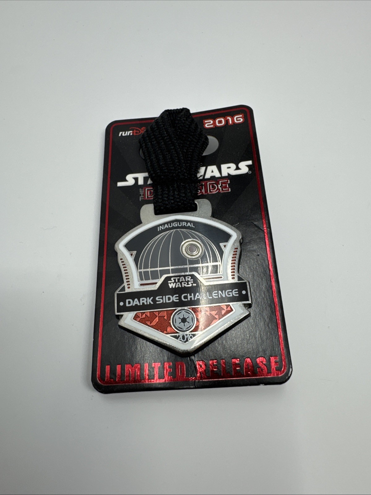 Disney Pin - 2016 Star Wars 1/2 Marathon - Dark Side Challenge - Inaugural WDW Disney Pin - 2016 Star Wars 1/2 Marathon - Dark Side Challenge - Inaugural WDW