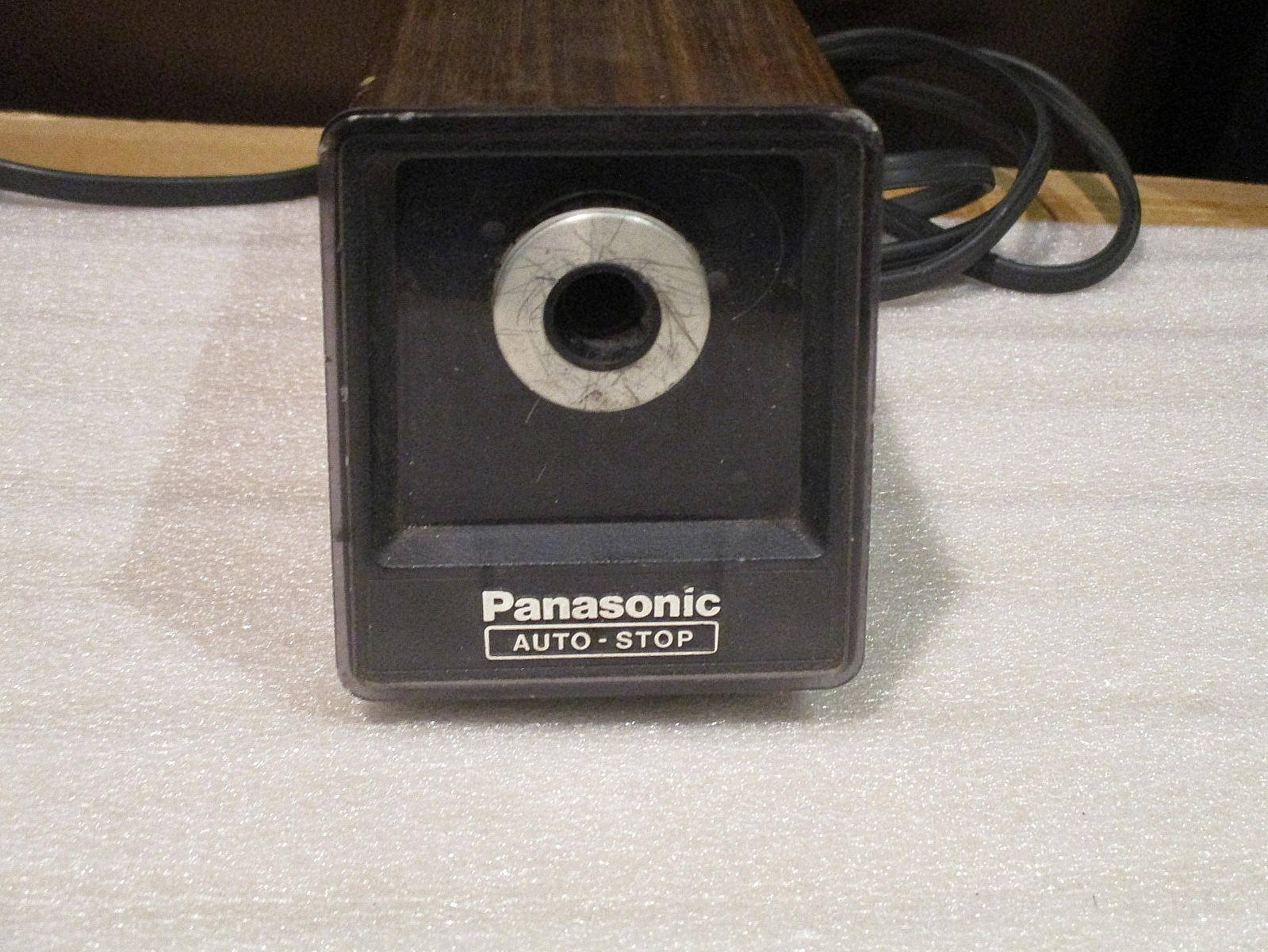 VINTAGE PANASONIC AUTO-STOP PART# KP-77 ELECTRIC PENCIL SHARPENER MADE IN JAPAN