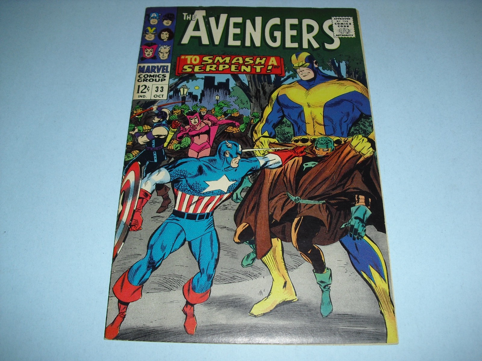 Avengers #33 in NM 9.0 from 1966 Marvel vf/nm high grade unrestored C068 Avengers #33 in NM 9.0 from 1966 Marvel vf/nm high grade unrestored C068