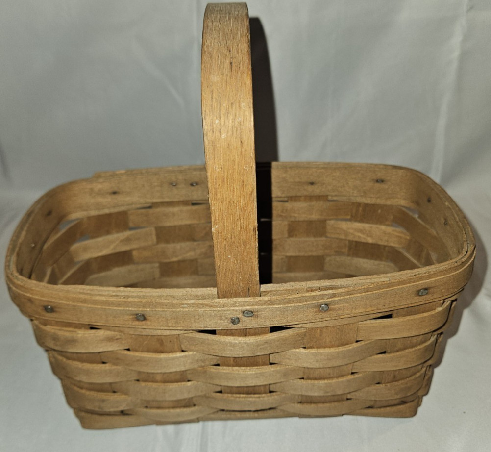 Longaberger 1986 Small Chore Basket Vintage Longaberger 1986 Small Chore Basket Vintage