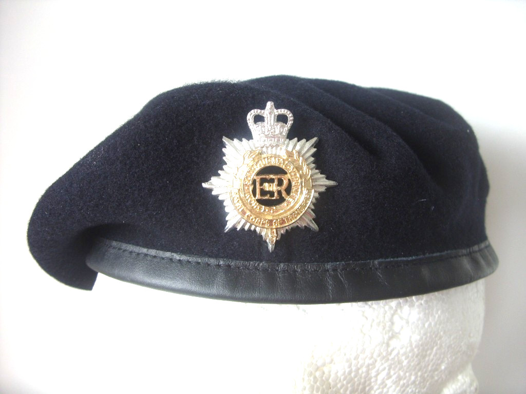 ROYAL CORPS OF TRANSPORT NAVY BERET & CAP BADGE - RCT ARMY VETERAN ROYAL CORPS OF TRANSPORT NAVY BERET & CAP BADGE - RCT ARMY VETERAN