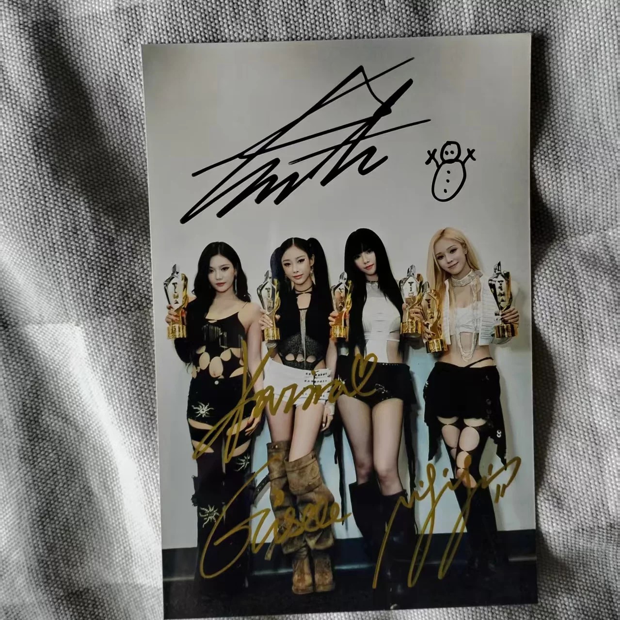Aespa Autograph Photo Fidelity Signature Collection Gift 6 Inch Aespa 集体成员签名