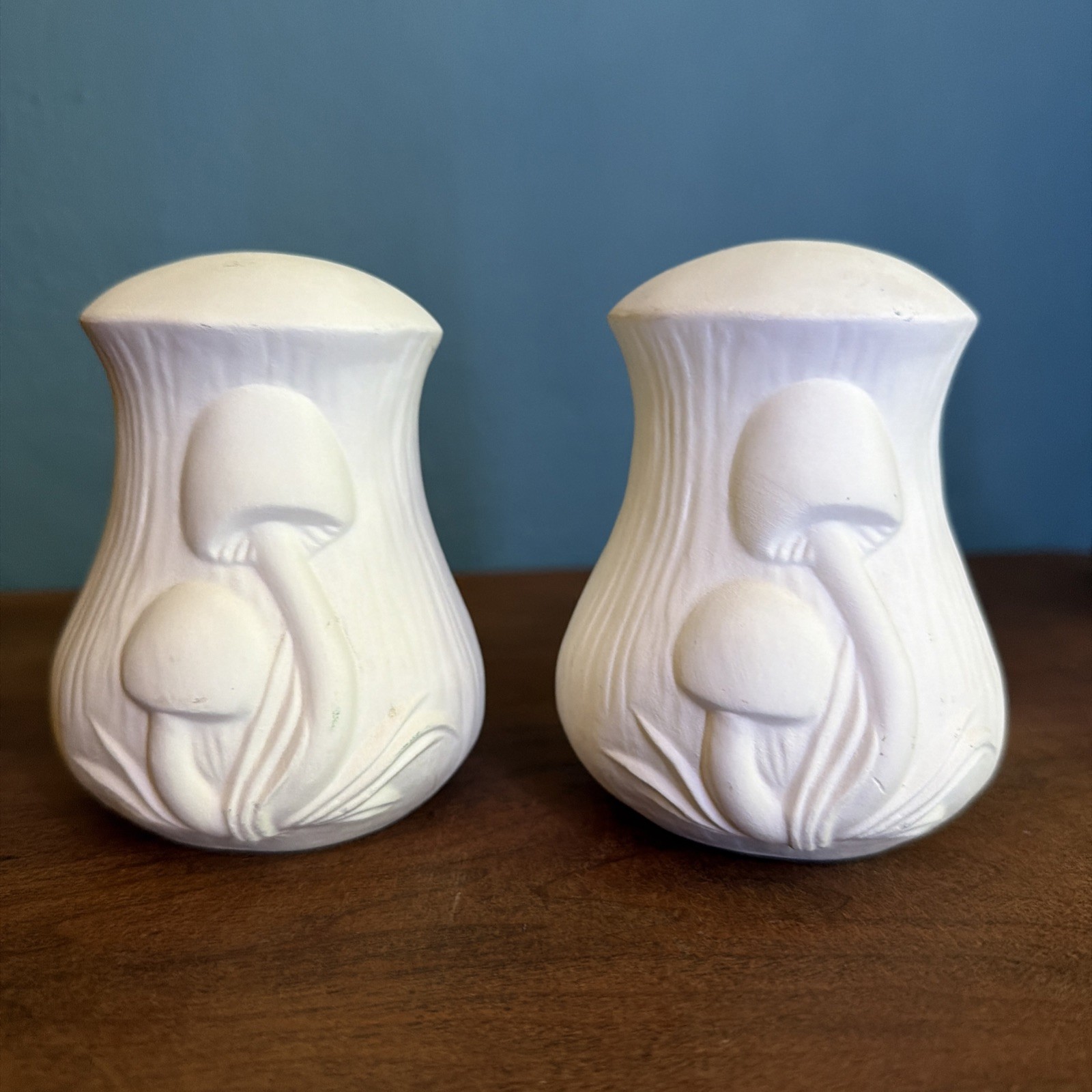 Arnels Large Mushroom Salt And Pepper Shakers Vintage MCM \