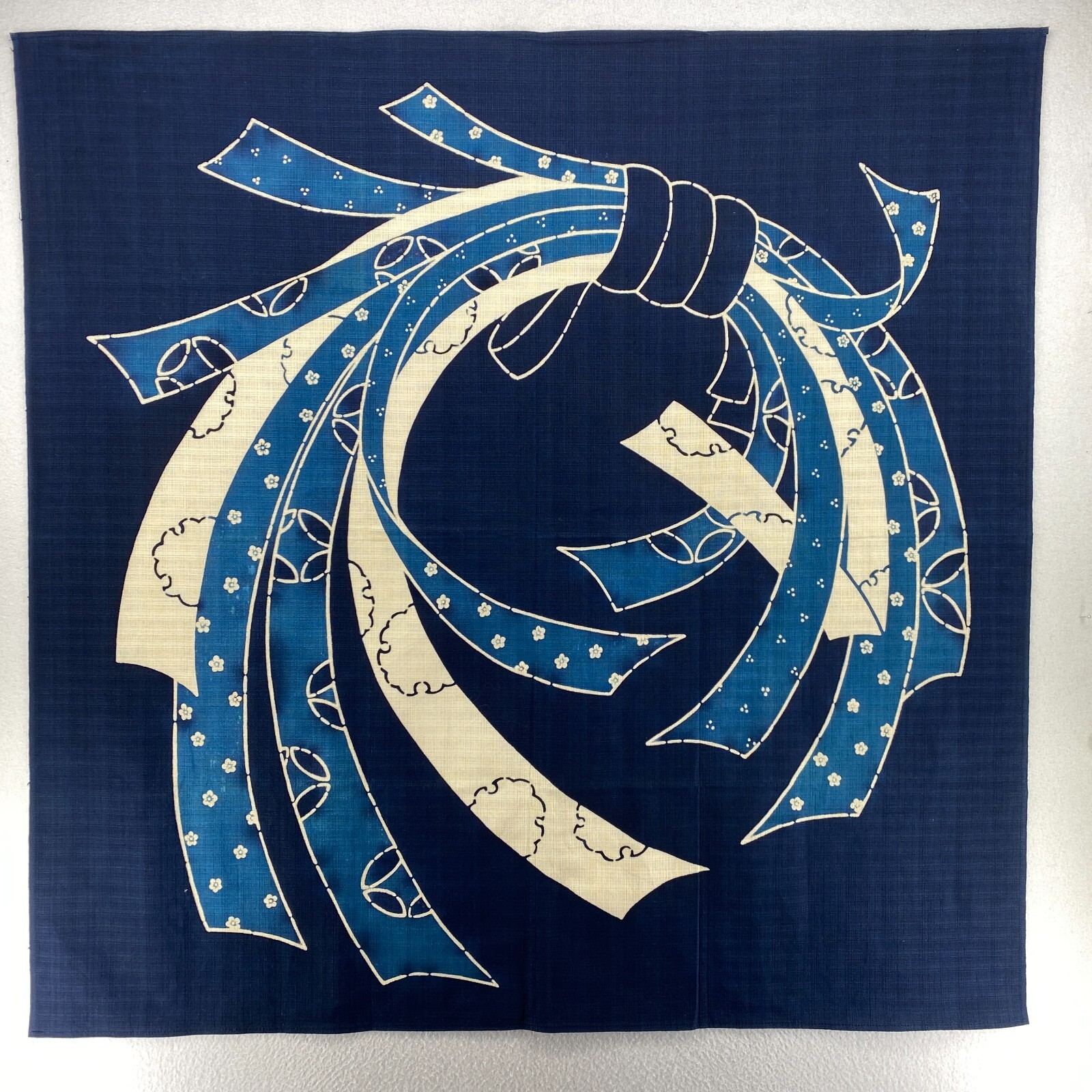Japanese Aizome Indigo Dyed Good Luck Motif Panel Noren Woven Cotton Blue 40x40