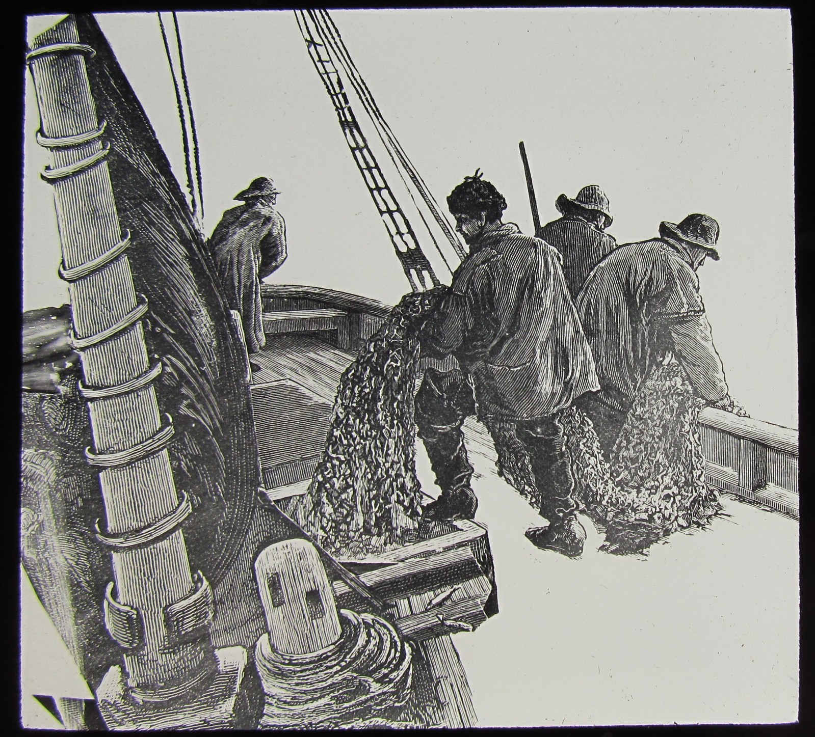 Glass Magic Lantern Slide FISHERMEN LOADING FISH INTO HOLD C1890 TRAWLERS