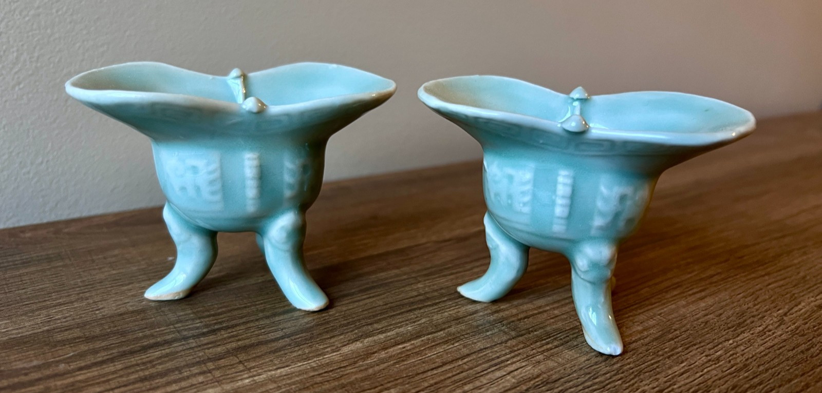 Vintage Chinese Feng Shui Jue Cups Celadon Glazed Tripod Porcelain Wine Cups
