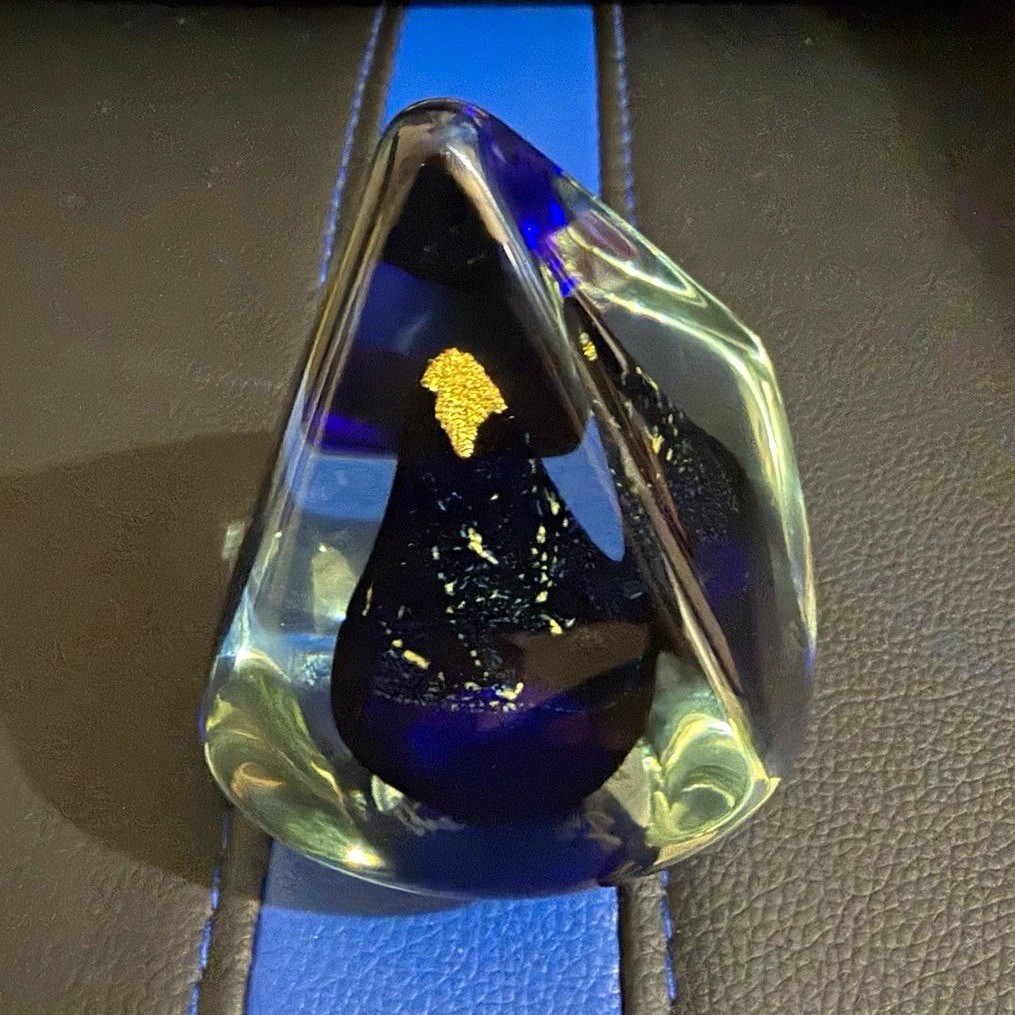 24K Michael J. Reid vtg studio art glass paperweight real gold cobalt blue