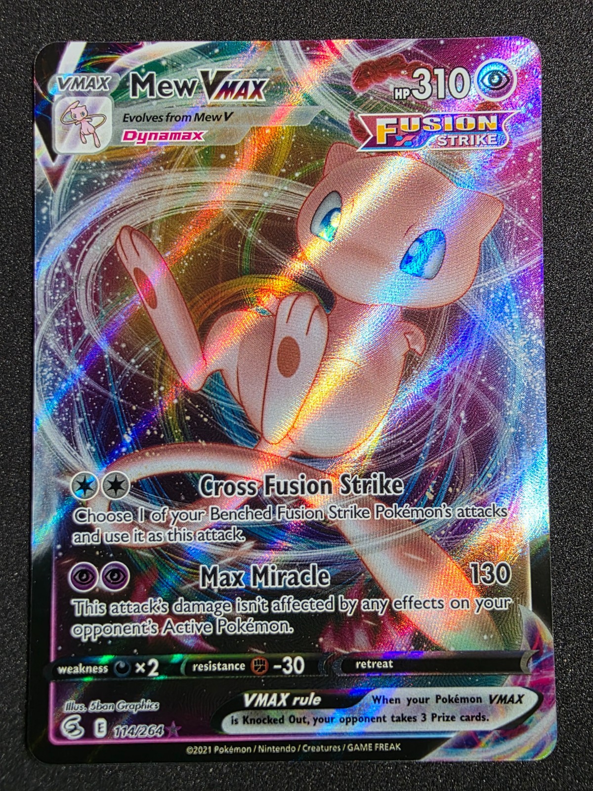 Mew VMAX (Holo) Ultra Rare 114/264 Fusion Strike Pokemon Card English 2021 Mint