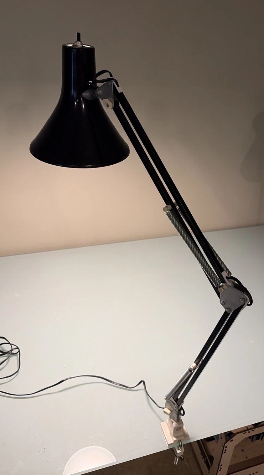 Vtg MCM Luxo Black Articulating Drafting Desk Task Lamp Light w Clamp USA Works Vtg MCM Luxo Black Articulating Drafting Desk Task Lamp Light w Clamp USA Works