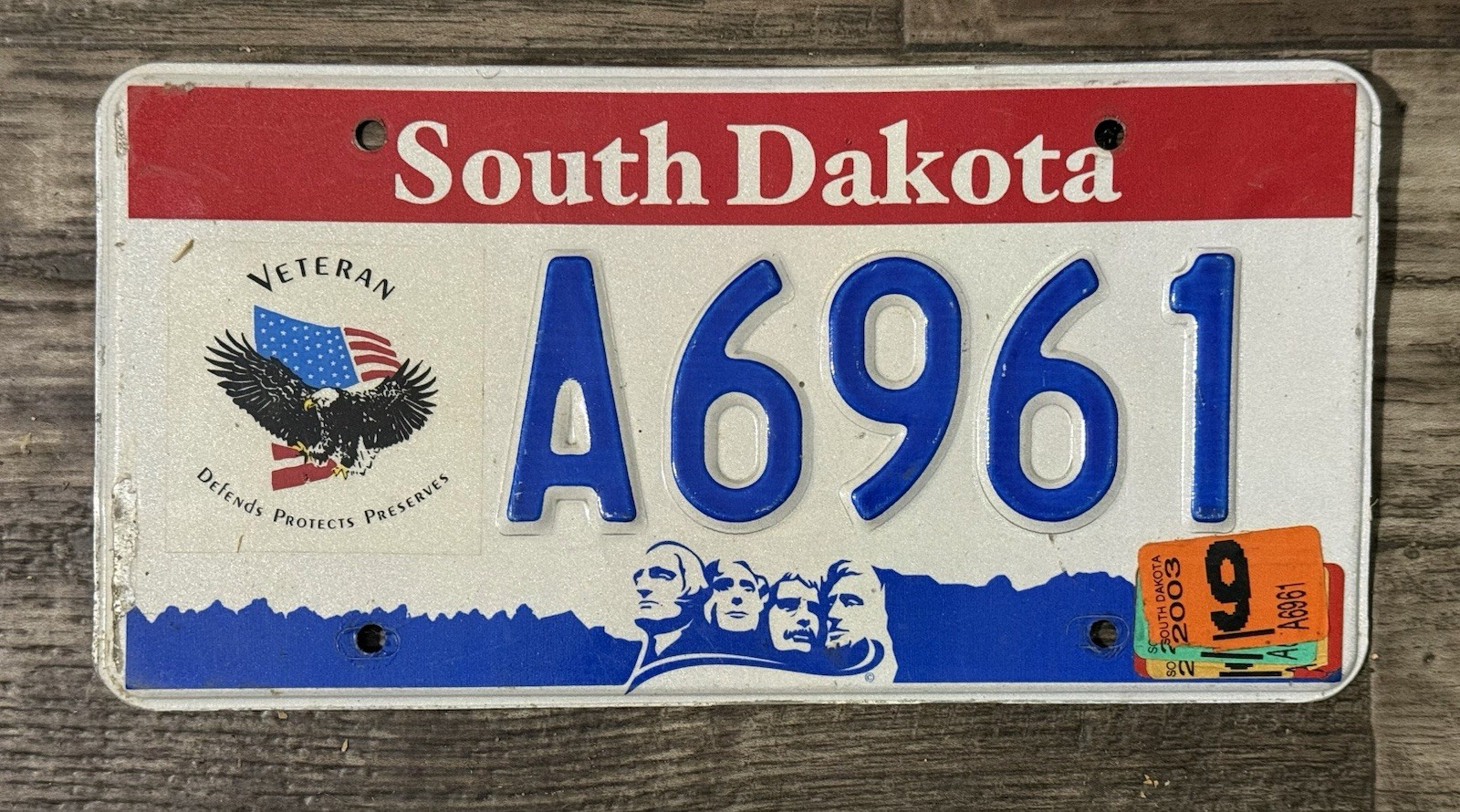 2003 South Dakota Veteran License Plate-Mount Rushmore-defend-protect-preserve