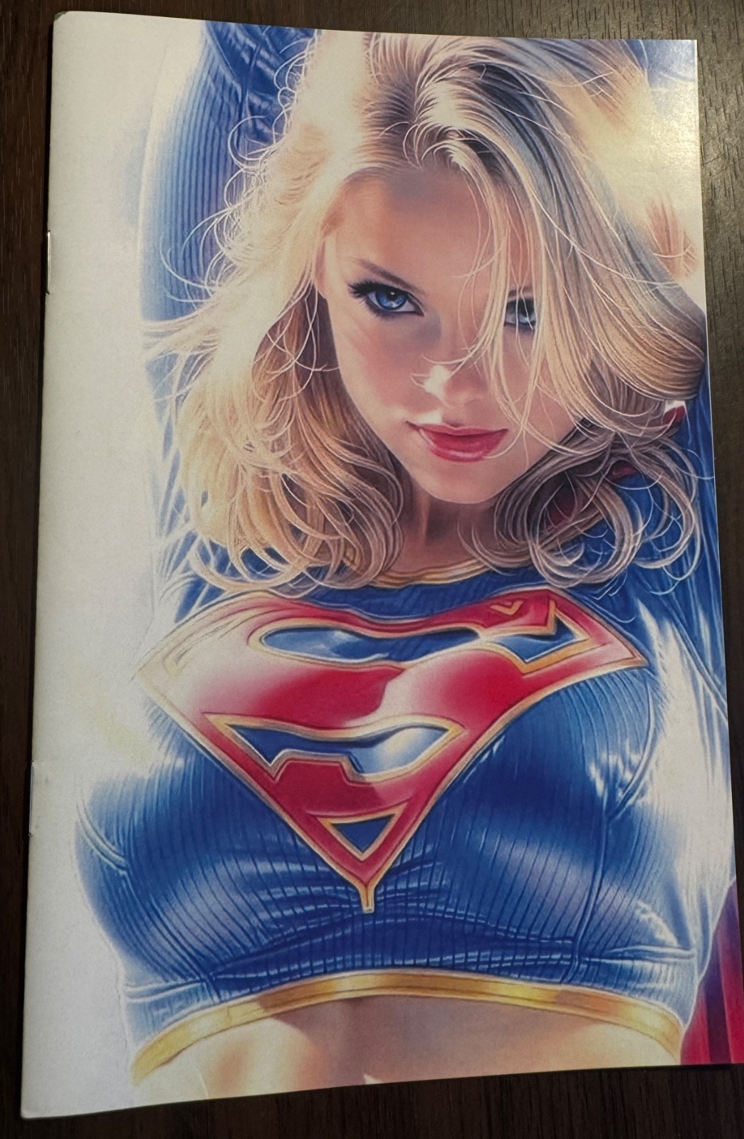Keys Comics #2 Supergirl Cosplay NICE Virgin Variant Ltd 100 VF/NM Keys Comics #2 Supergirl Cosplay NICE Virgin Variant Ltd 100 VF/NM