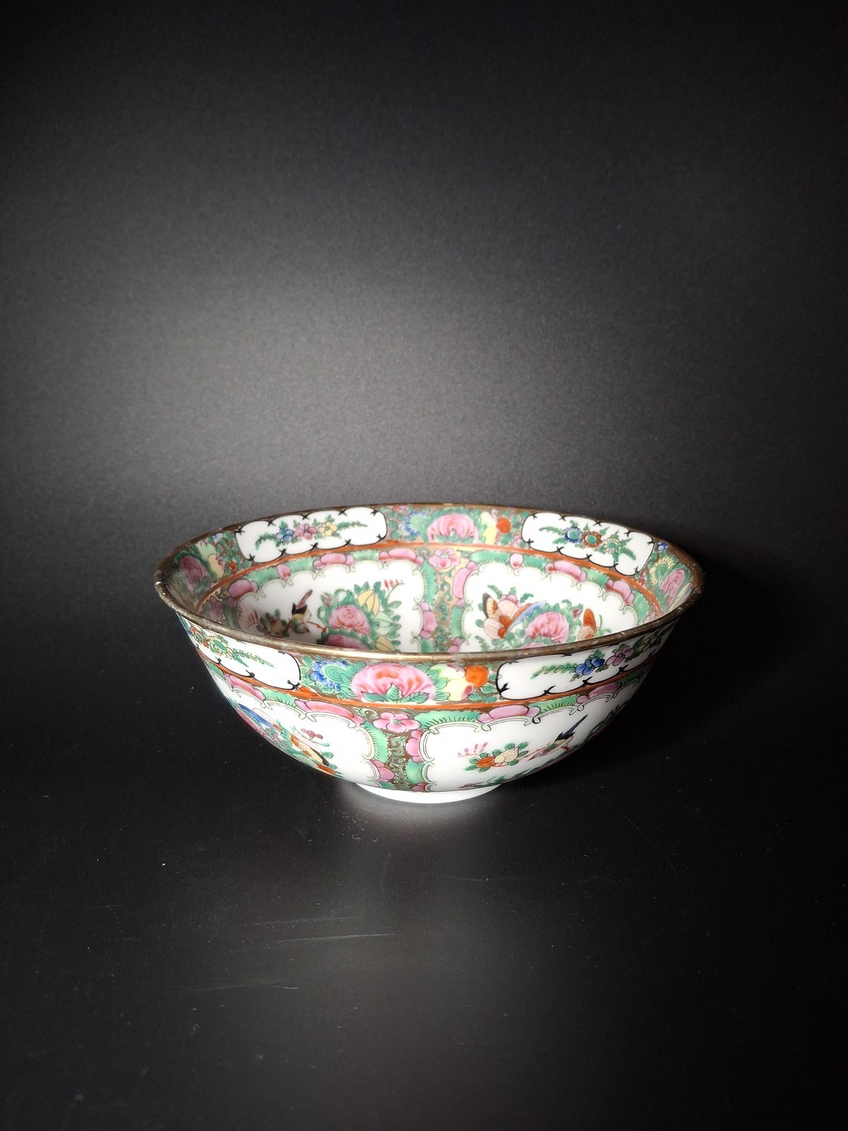 Antique Chinese Famille Rose Canton Bowl Hand-Painted Porcelain