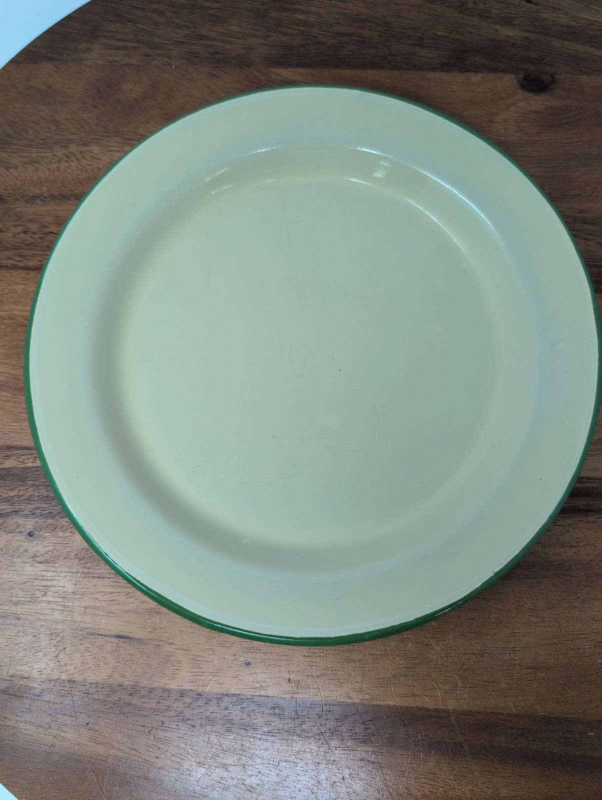 Vintage Kockums Sweden Enamelware Plates Cream Green Set of 4 Mid Century MCM Vintage Kockums Sweden Enamelware Plates Cream Green Set of 4 Mid Century MCM