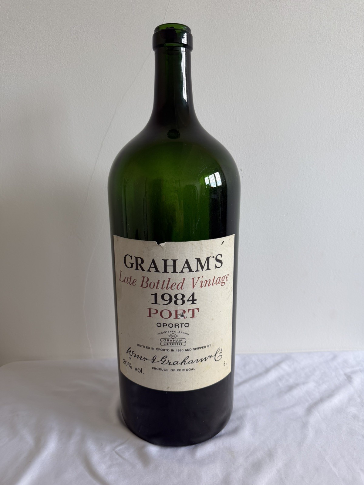 Graham’s 1984 Late Bottled Vintage Port 6L Empty Bottle Bar Pub Display Graham’s 1984 Late Bottled Vintage Port 6L Empty Bottle Bar Pub Display