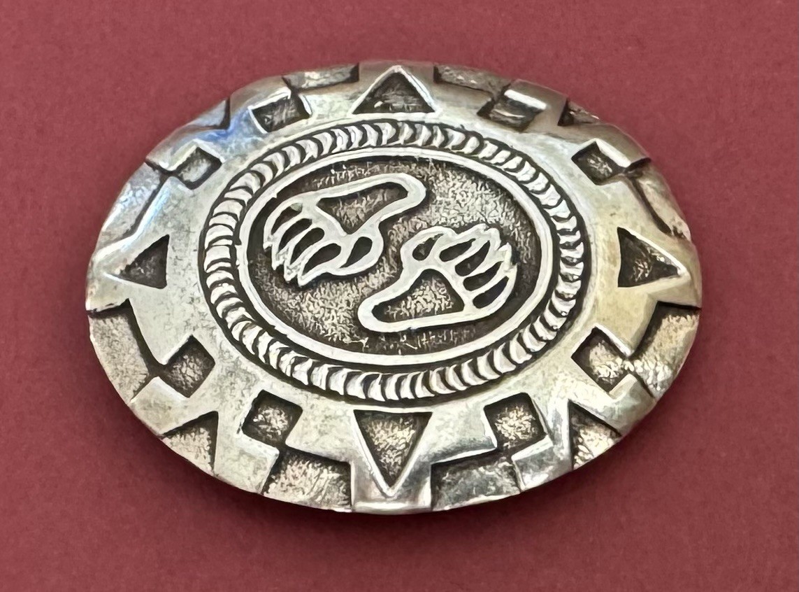 VTG Rare Native American Signed M Sterling Silver Double Bear Claw Belt Buckle VTG Rare Native American Signed M Sterling Silver Double Bear Claw Belt Buckle