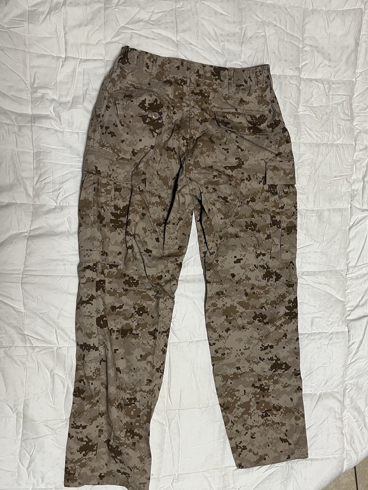 USMC Desert Marpat Medium Regular Pants Utilities Trousers McCuu Marines New