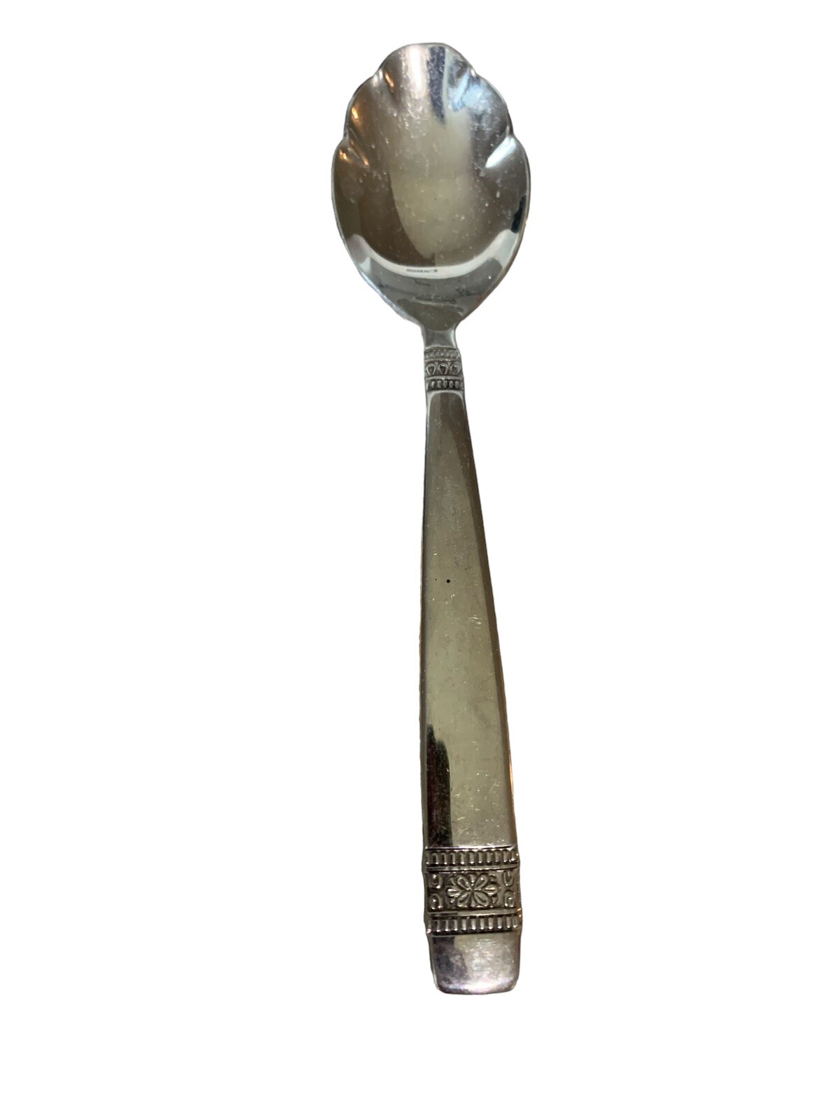 Oneida Silver Anaheim Sugar Shell Spoon 3960367 Oneida Silver Anaheim Sugar Shell Spoon 3960367
