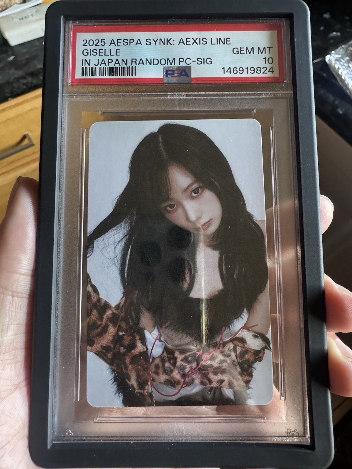 GISELLE PSA 10 2025 AESPA SYNK: AEXIS LINE IN JAPAN RARE SIGNATURE PHOTOCARD GISELLE PSA 10 2025 AESPA SYNK: AEXIS LINE IN JAPAN RARE SIGNATURE PHOTOCARD