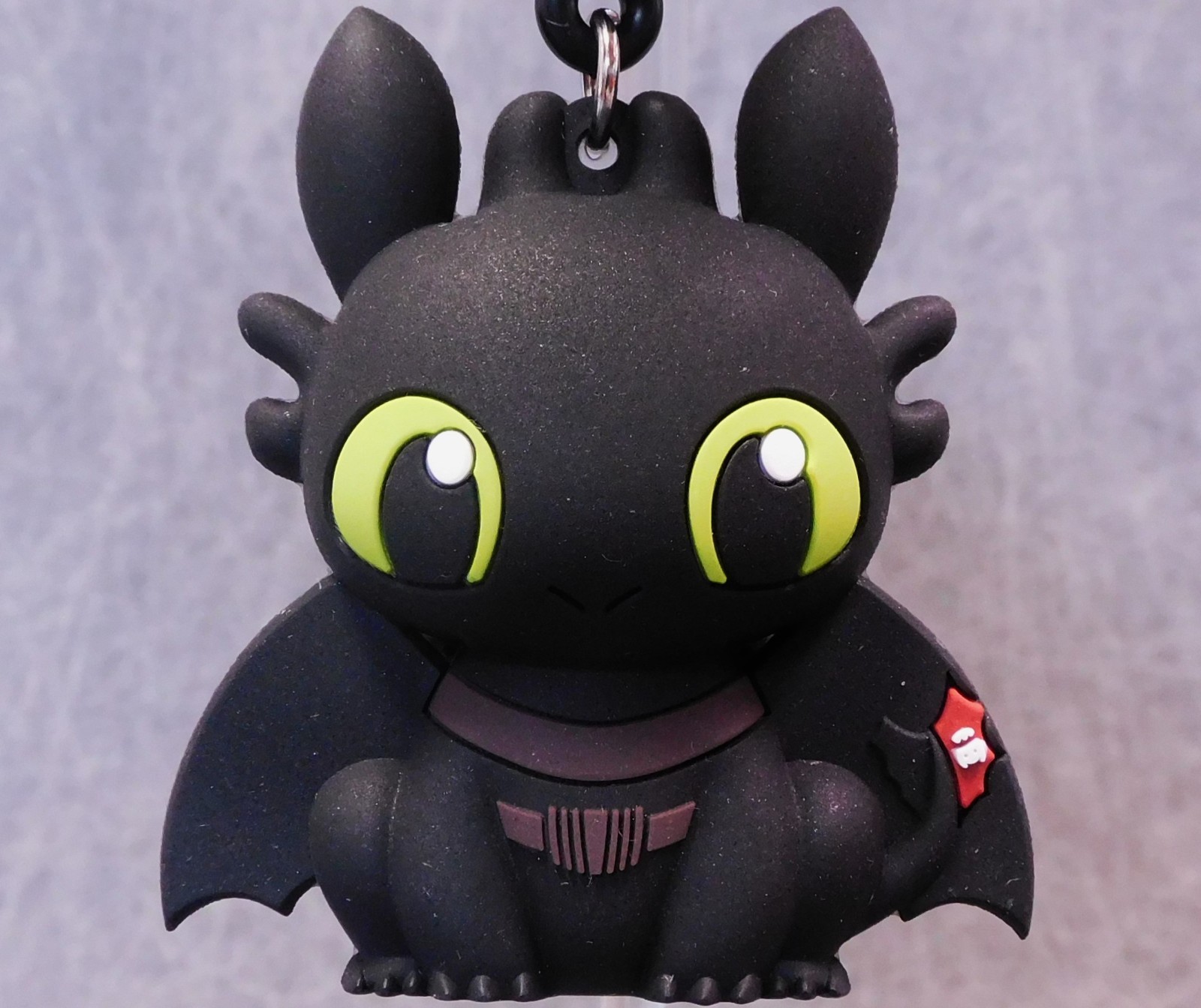 How to Train Your Dragon NEW * Toothless Clip * Blind Bag Movie Monogram How to Train Your Dragon NEW * Toothless Clip * Blind Bag Movie Monogram