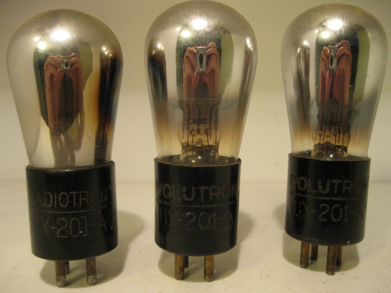 Vintage Lot 3) 1920s Radio Tubes - 2) VOLUTRON UX-201-A + 1) RADIOTRON UX-201-AJ