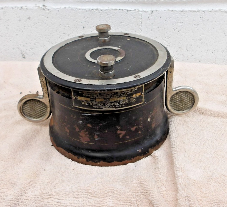antique 1908 alternating current dental engine controller by Ritter. antique 1908 alternating current dental engine controller by Ritter.