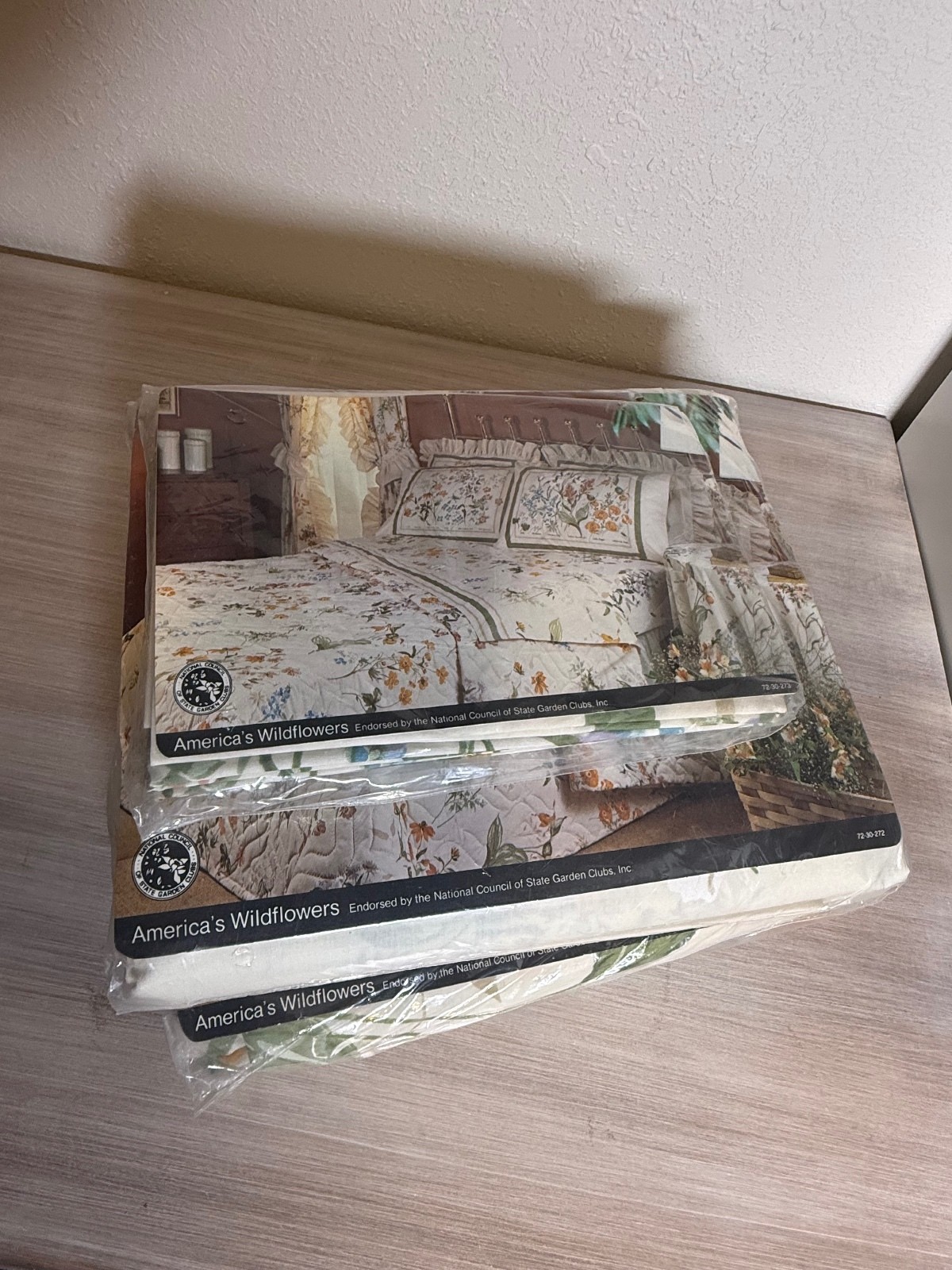 Vintage JCPenney America’s Wildflowers Queen Sheets 4 Pc Flat Fitted Cases NOS Vintage JCPenney America’s Wildflowers Queen Sheets 4 Pc Flat Fitted Cases NOS