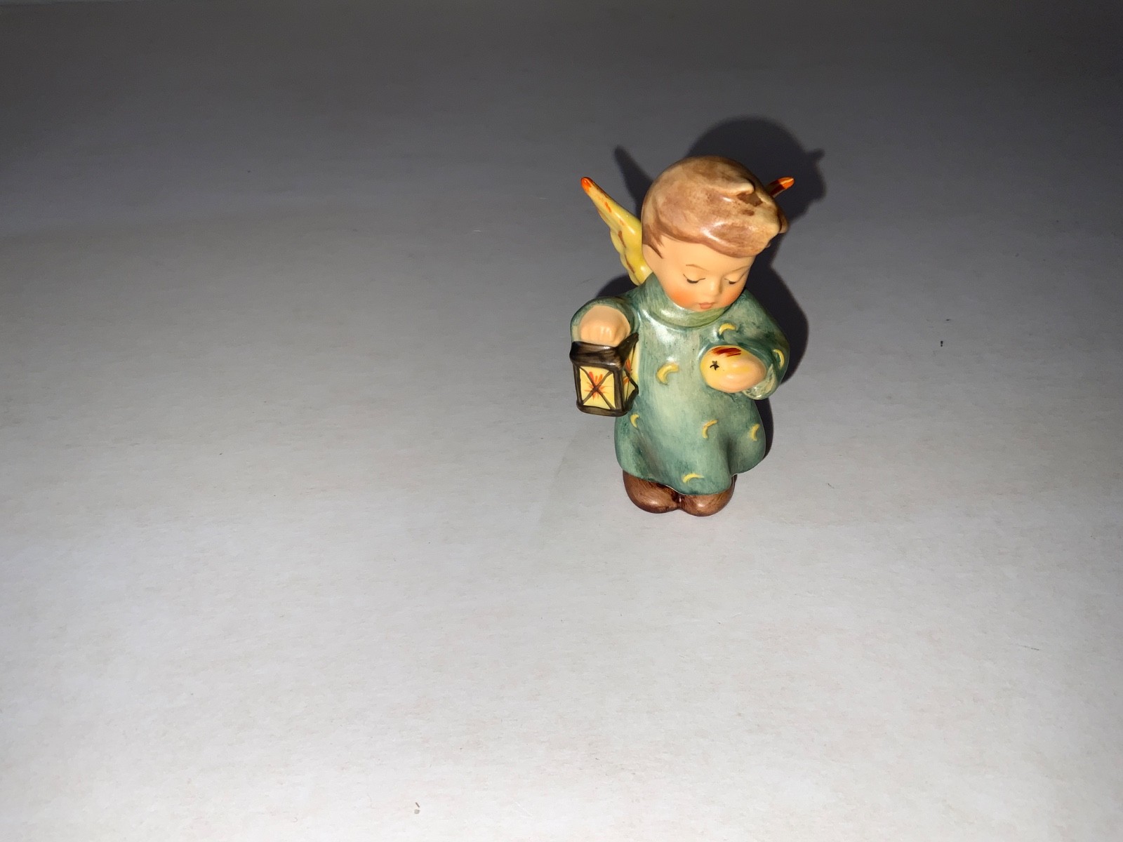 GOEBEL HUMMEL Angenehme Ruhe GOOD NIGHT #631 Hum 214/C/I w/ box & cert Nativity