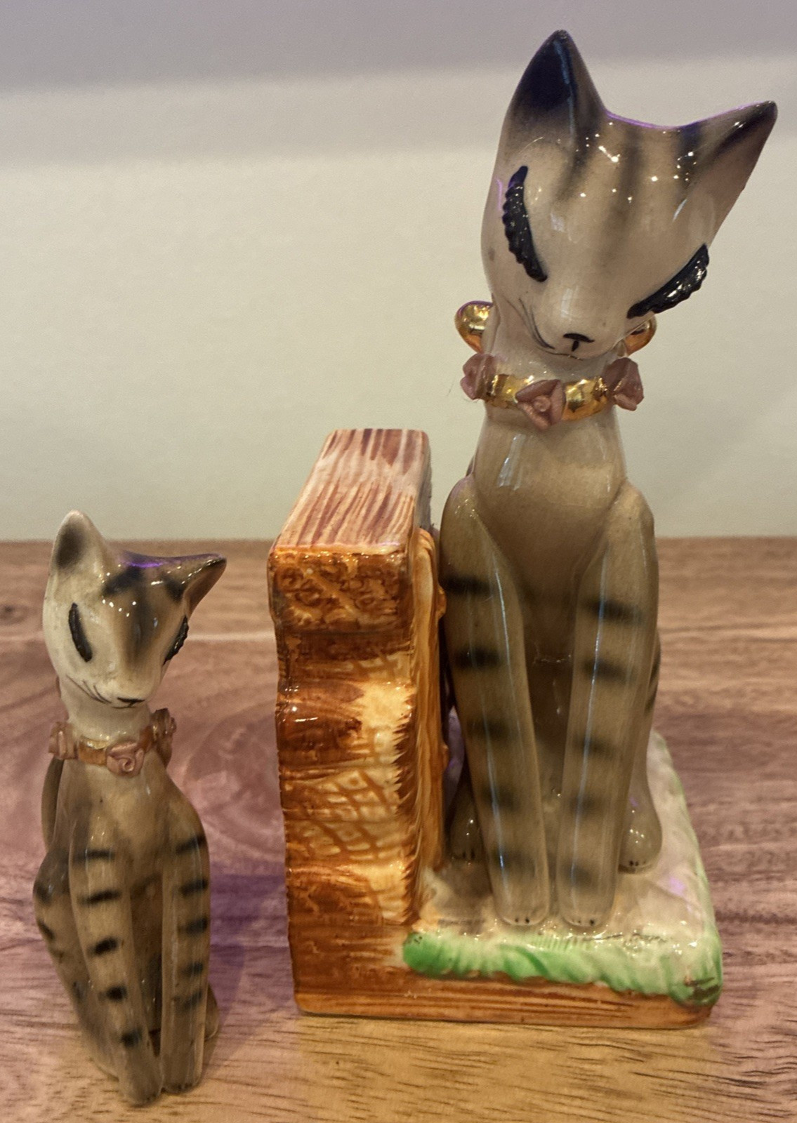 VTG MCM 1950s Anthropomorphic Striped Ceramic Cat Bookend Figurine Kitsch Japan VTG MCM 1950s Anthropomorphic Striped Ceramic Cat Bookend Figurine Kitsch Japan
