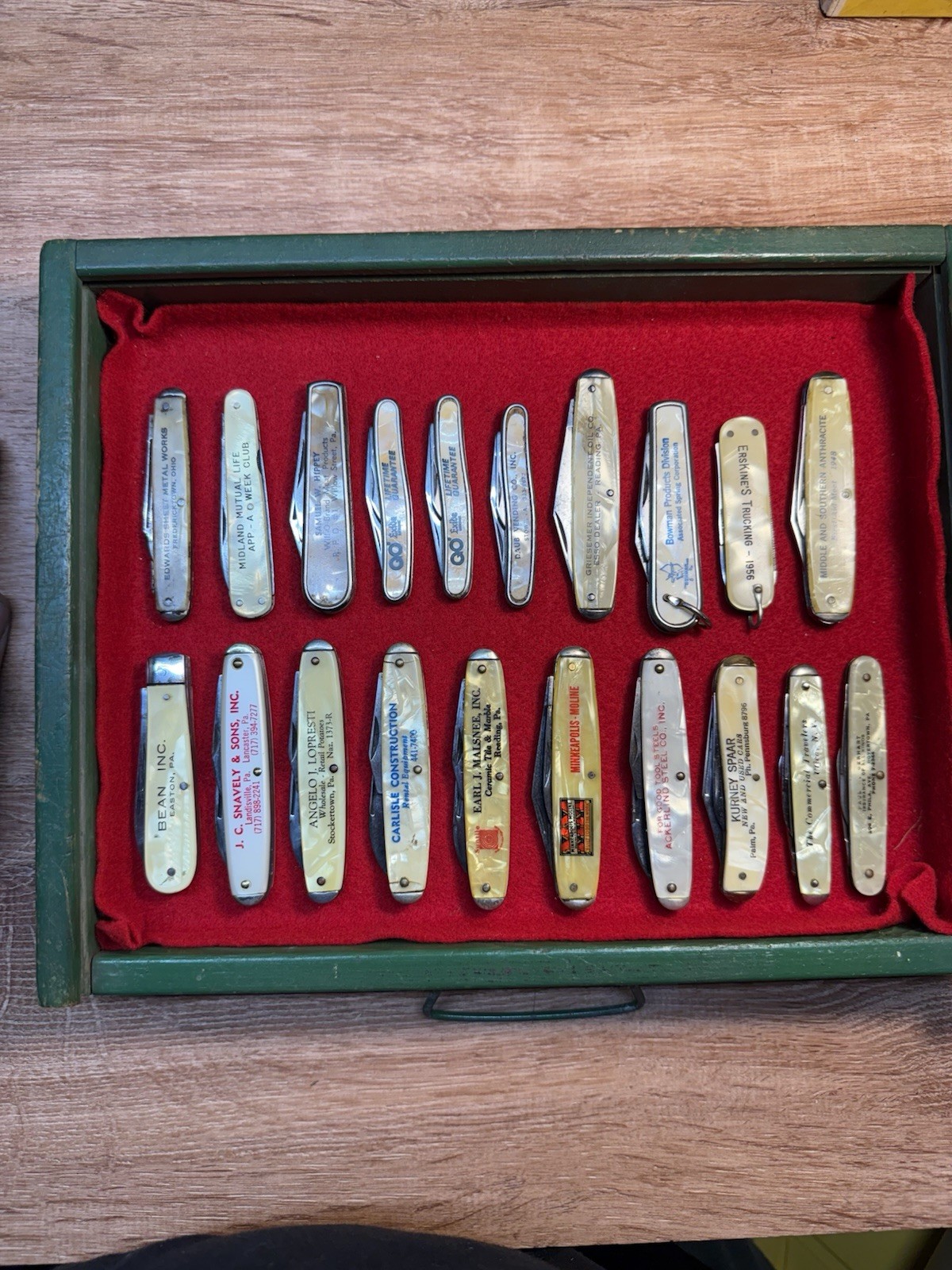 20 As-is  Vintage Advertising Pocket Knives -doesn’t Come With Display- Read