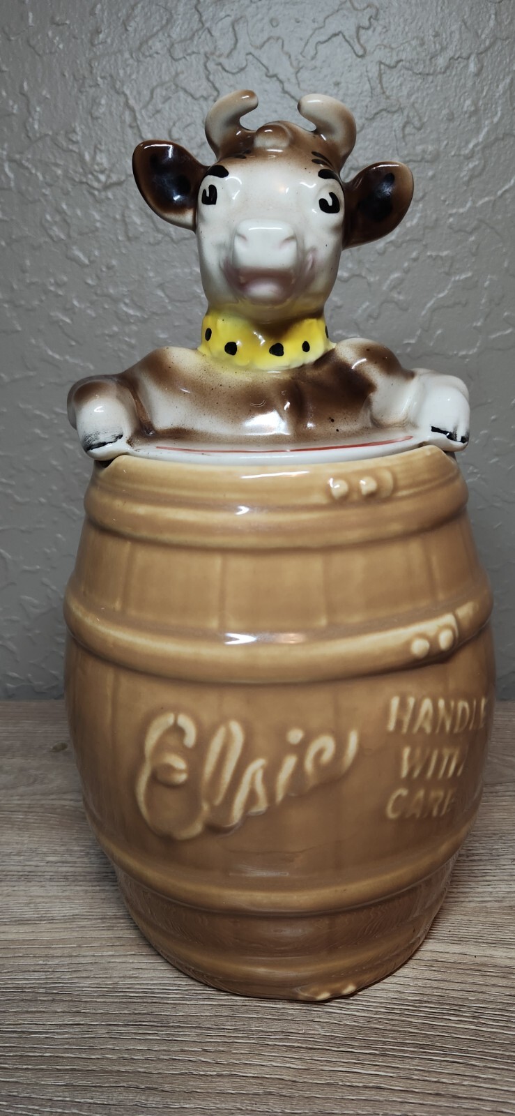 Vintage Borden Dairy Farms Elsie the Cow In A Barrell Cookie Jar 11.5\