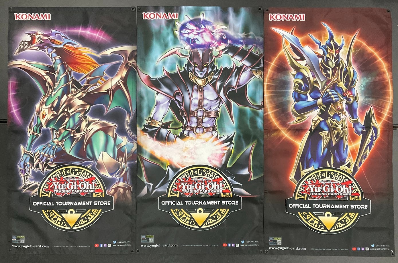 Yu-Gi-Oh Chaos Emperor Dragon / Sorcerer / Black Luster Solider Tapestry Set