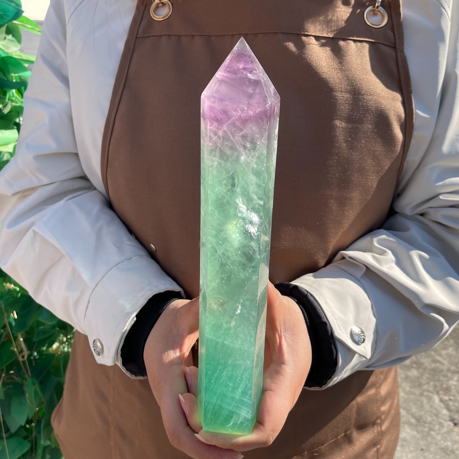 2.68LB natural fluorite quartz crystal obelisk wand point healing G6701
